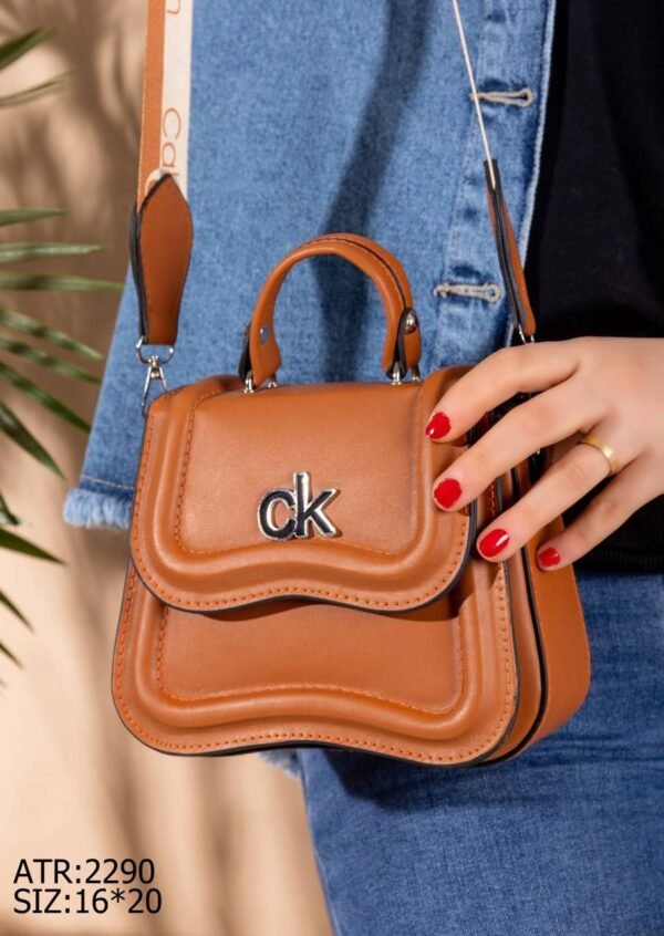 شنطه Calvin Klein