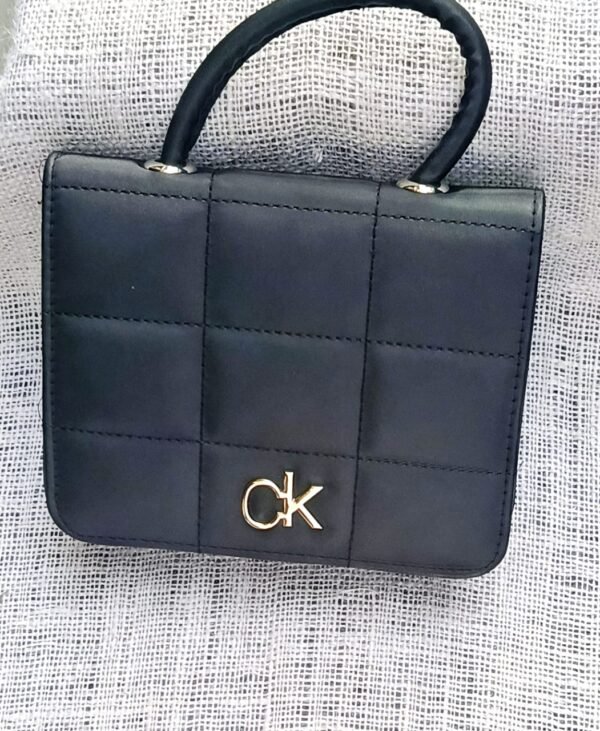 ⁦شنه CK كابوتونيه⁩ - الصورة ⁦3⁩