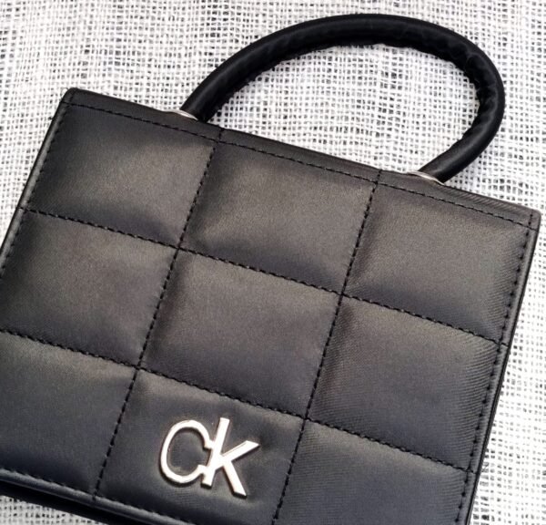 شنه CK كابوتونيه