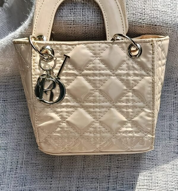 ⁦شنطه Dior فيرنيه⁩ - الصورة ⁦3⁩